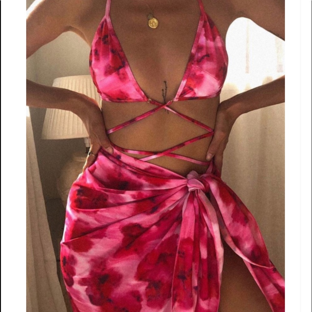 Three piece swimsuit
